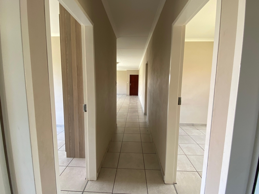 3 Bedroom Property for Sale in Waterkloof East North West
